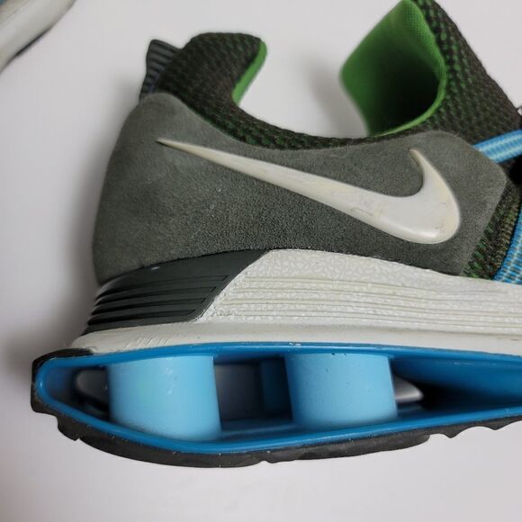 The Nike Shox Gravity 'Blue Fury' sneaker size 13 - Picture 13 of 16